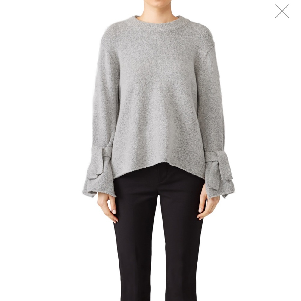 J.O.A tie sleeve sweater
